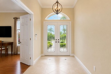 Welcome to this single-story waterfront residence in the - photo 5