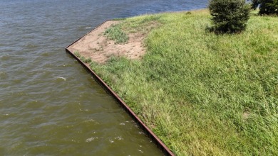 1.16 Acre Lot on Waterfront Peninsula on RC Lake! - photo 15