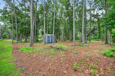 Seller offering $5K towards closing costs! Check out this - photo 50