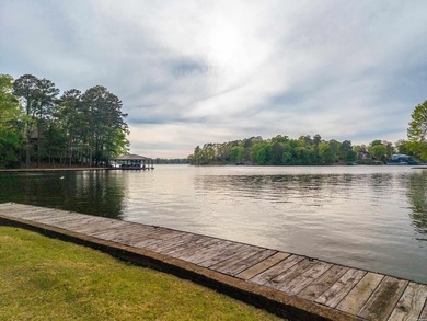 Exquisite Lakeside Living! Renovated Townhome with Premium - photo 6