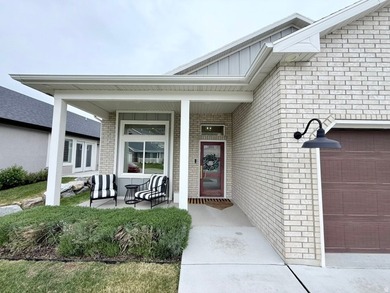 Don't miss this showstopper! Located on the east bench of - photo 2
