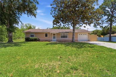Discover comfortable Florida living in this 2-bedroom - photo 3