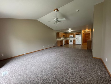 Worry free living on a quiet street in this beautiful two - photo 22