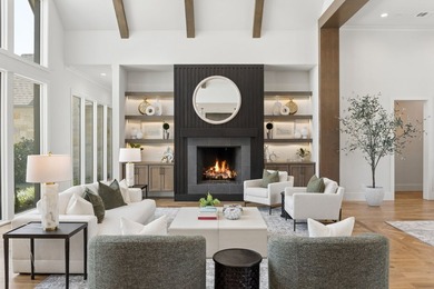 Reintroducing this 2021 custom built home with a newly - photo 6