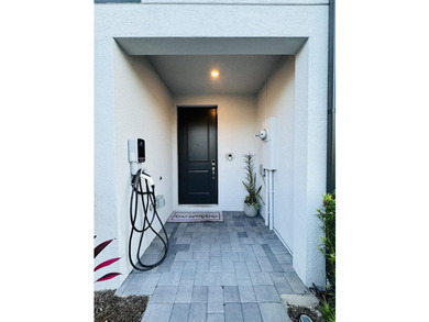 Short Sale - Subject to Lender Approval. Built in 2022, this - photo 6