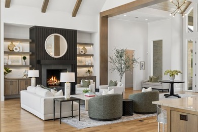 Reintroducing this 2021 custom built home with a newly - photo 7