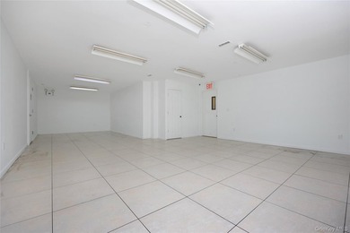 Ideal 1031 replacement property with predictable cash flow - photo 28