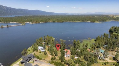 Welcome to your private lakeside retreat at 88 Golden Place, .33 - photo 2