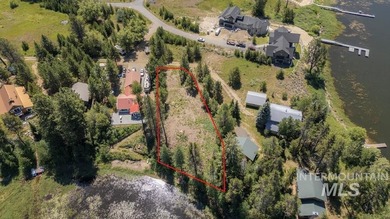 Welcome to your private lakeside retreat at 88 Golden Place, .33 - photo 6