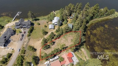Welcome to your private lakeside retreat at 88 Golden Place, .33 - photo 8