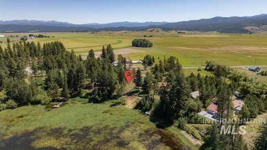 Welcome to your private lakeside retreat at 78 Golden Place, .39 - photo 3