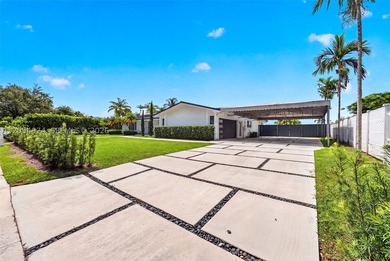 Paradise Found! Spectacular wide lake views showcase this - photo 4