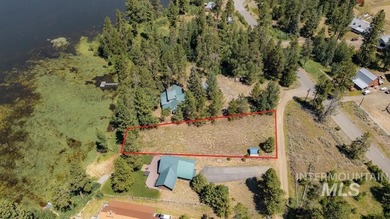 Welcome to your private lakeside retreat at 78 Golden Place, .39 - photo 8