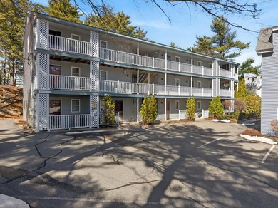 Walk to Perkins Cove from this remodeled top level end unit - photo 3