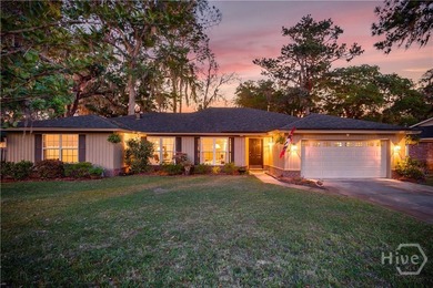 Nestled in the heart of the coveted Isle of Hope neighborhood - photo 1