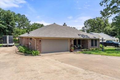 BEAUTIFUL WATERFRON HOME IN GATED AREA!! - photo 6