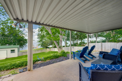 Ideal Waterfront Home on Lake Palestine - photo 22