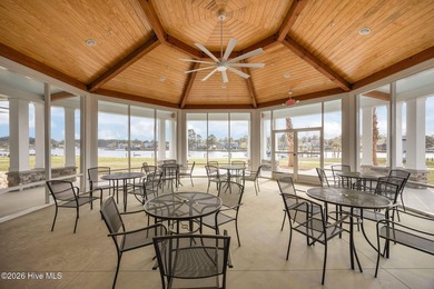 Welcome to refined coastal living inside the gates of Fairfield - photo 6