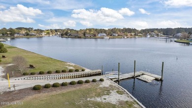 Welcome to refined coastal living inside the gates of Fairfield - photo 10