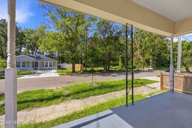 Completely renovated from top to bottom! Welcome to 1645 W 22nd - photo 3