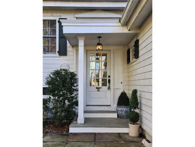 LOCATION LOCATION LOCATION On A Quiet Country Road! *Price To - photo 1