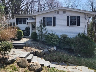 LOCATION LOCATION LOCATION On A Quiet Country Road! *Price To - photo 3