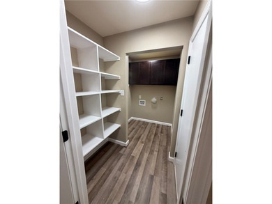 Additional listing photo 4