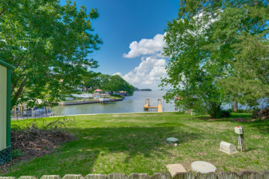Ideal Waterfront Home on Lake Palestine - photo 25