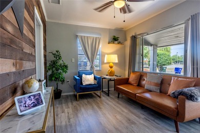 Step inside 123 Oconee St and discover a charming 2-bedroom - photo 7