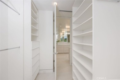 Perched high in the exclusive Temple Hills enclave of Laguna - photo 20