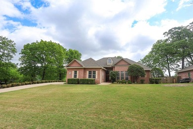 Elegant Cliffwood Estates Retreat With Extra Lot & Exclusive - photo 5