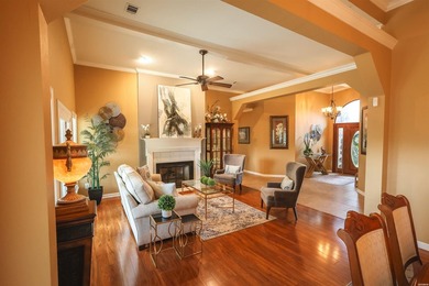 Elegant Cliffwood Estates Retreat With Extra Lot & Exclusive - photo 10