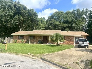 This Gulfport Home Located In Northwood Hills Is Priced To Sell - photo 1