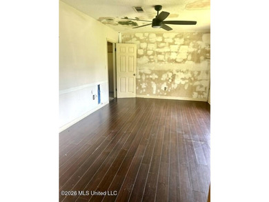 This Gulfport Home Located In Northwood Hills Is Priced To Sell - photo 5