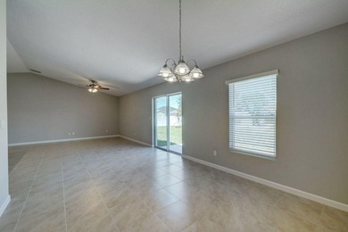 THE POPULAR BILTMORE MODEL BUILT BY AWARD WINNING SYNERGY HOMES - photo 16