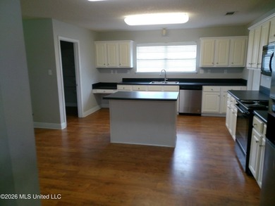Additional listing photo 2