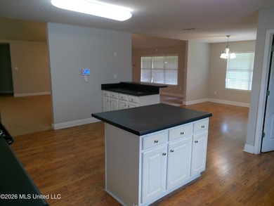 Additional listing photo 4