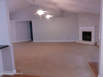 Beautiful 4 bedroom 3 bath executive home. Island kitchen, SS - photo 7