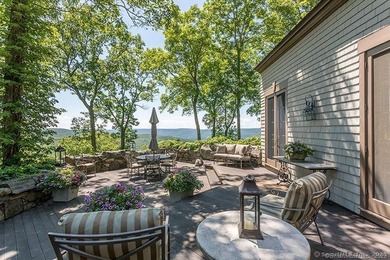 West Wind Hill, a bespoke country estate on 389 acres sits on - photo 8