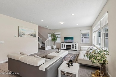 Welcome to 91 Lambert Road in Grand Creek South! Built in 2022 - photo 9