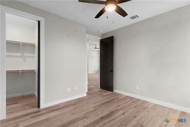 EXQUISITE NEW CONSTRUCTION BY KCE HOMES IN STONE LAKE TRAILS! - photo 11