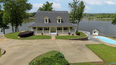 Waterfront Estate - Welcome to a rare offering w/412+/- feet of - photo 12