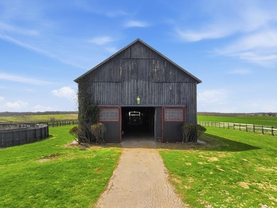 Prime location in Bourbon County. +/- 773 acres horse farm in - photo 14