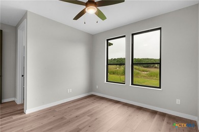 EXQUISITE NEW CONSTRUCTION BY KCE HOMES IN STONE LAKE TRAILS! - photo 14