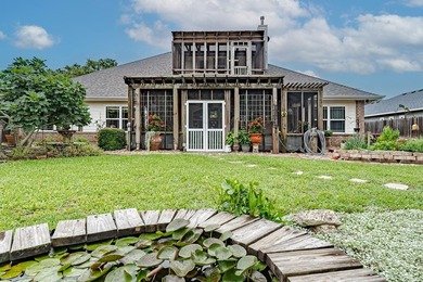 Rockport Country Club custom home offering exceptional space - photo 17