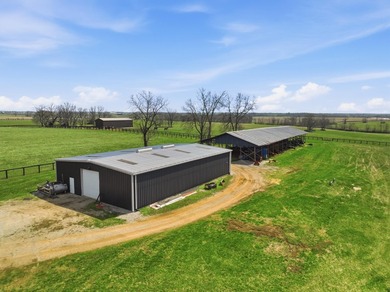 Prime location in Bourbon County. +/- 773 acres horse farm in - photo 22