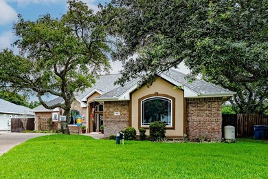 Rockport Country Club custom home offering exceptional space - photo 22
