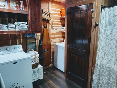 Experience the ultimate retreat with a historic nightly rental - photo 23