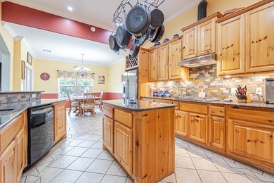 Rockport Country Club custom home offering exceptional space - photo 23