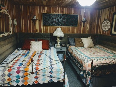 Experience the ultimate retreat with a historic nightly rental - photo 25